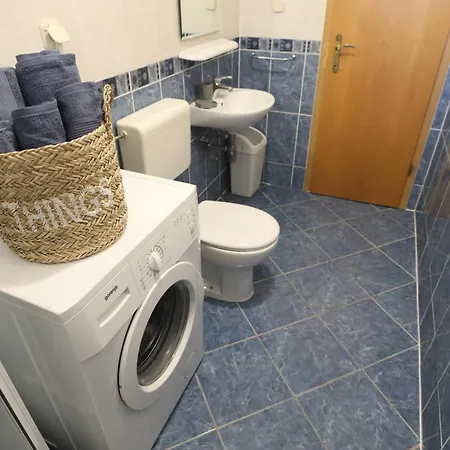 1 Appartamento Makarska