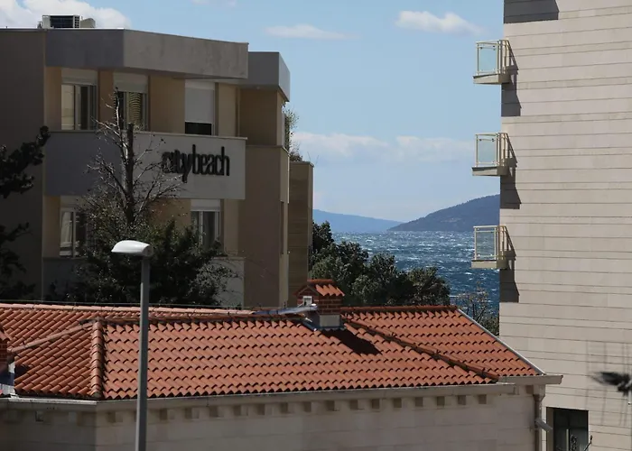 דירה 1 מאקרסקה