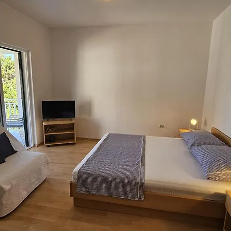 Apartment 1 *